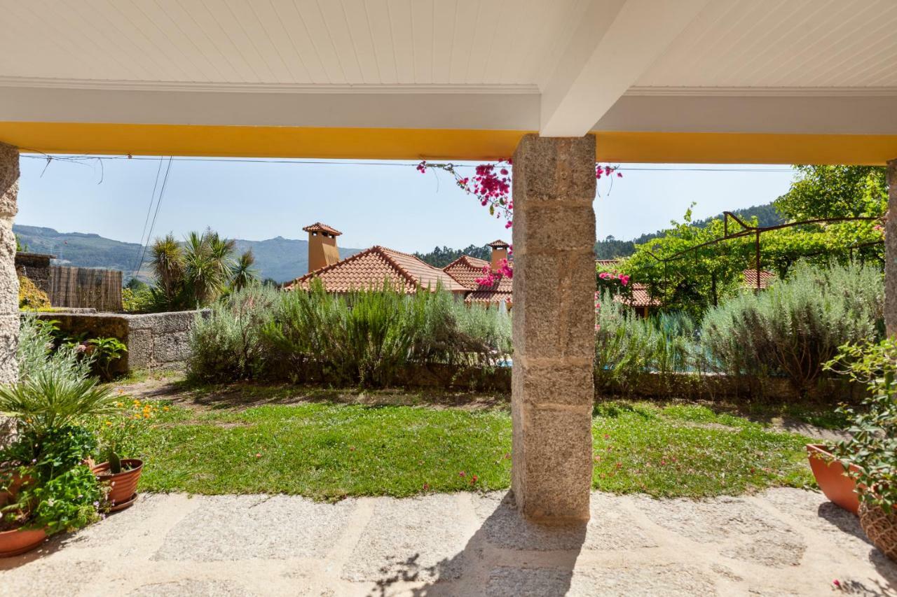 Casa Do Eido - Sustainable Living & Nature Experiences 吉尔斯 外观 照片